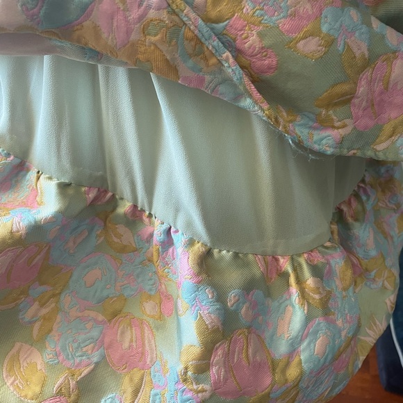 NWT Baby Love mini Tiered Floral dress with embroidered, lined Size M Boutique - Picture 14 of 16